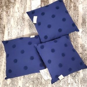 3 blue decorative pillow 13"